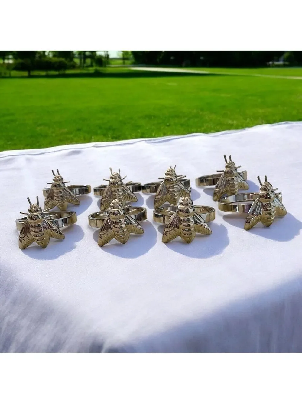 Set of 8 Napkin Rings Shiny Silver Metal Bees Nature Tablescapes